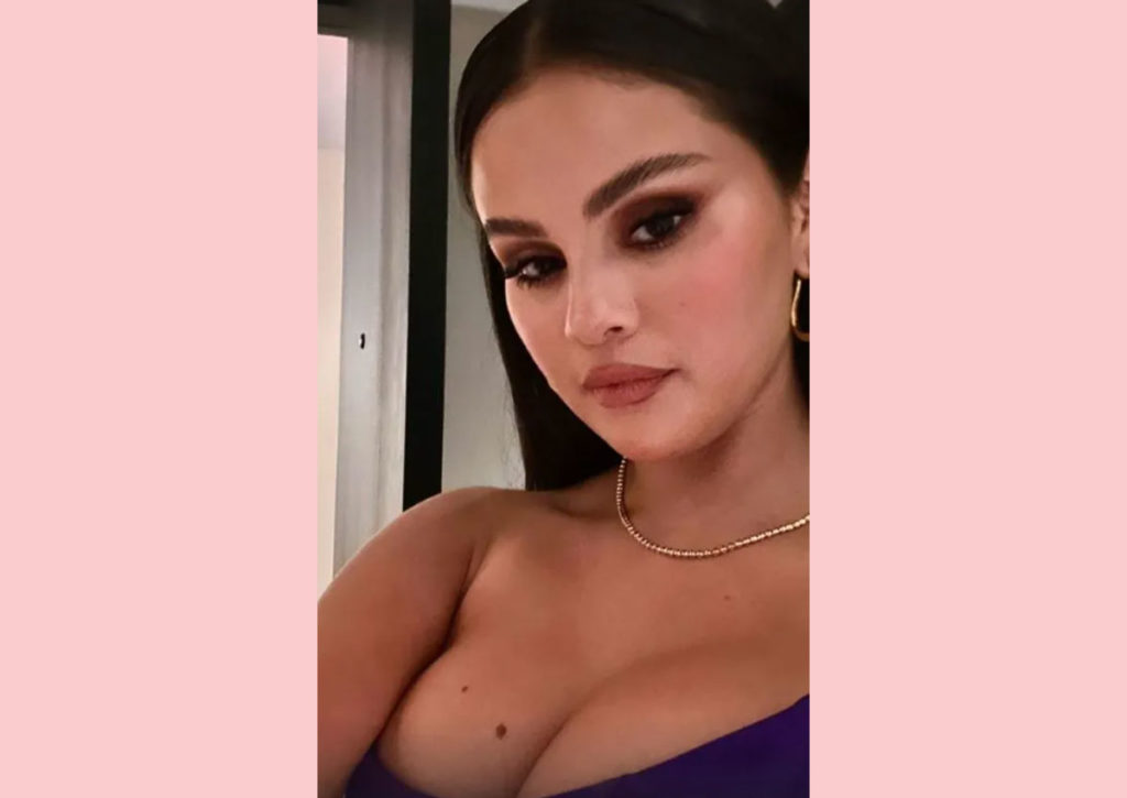 Selena Gomez Turns Up The Heat In Racy New Corset Selfies Perez Hilton