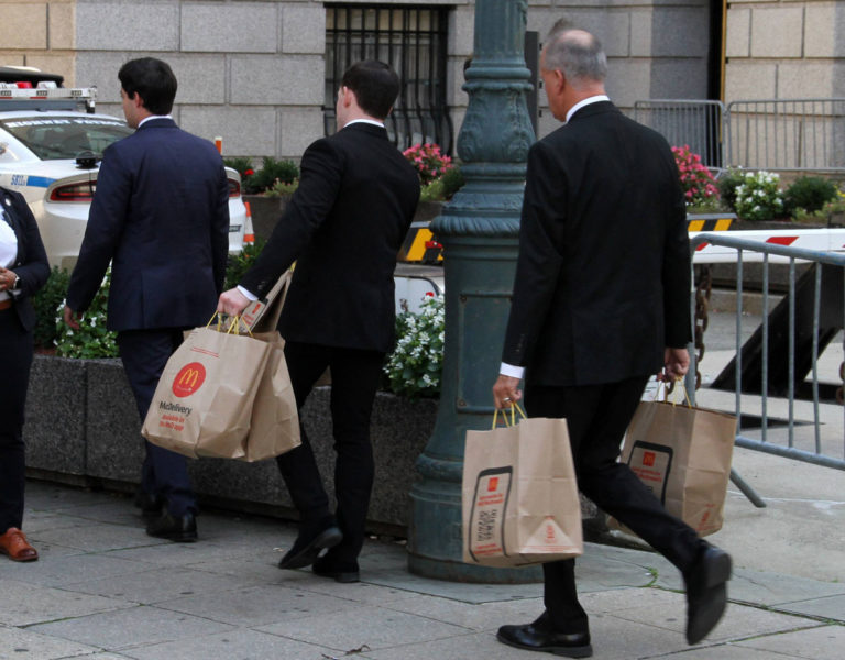 Donald Trump Got Enormous Mcdonald S Delivery To Court Amid