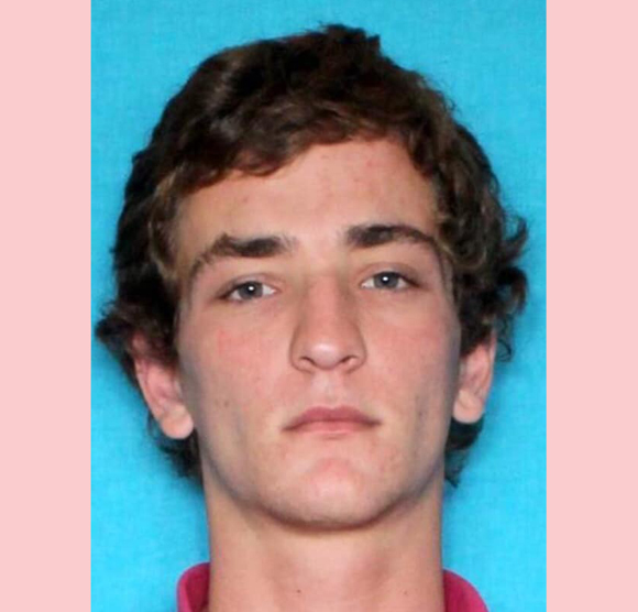 Louisiana shooting leaves 5 dead; suspect at large