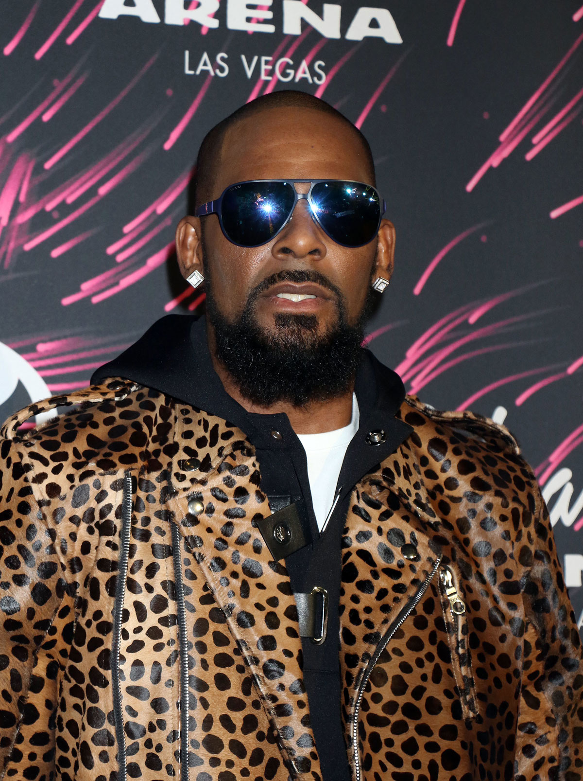 R Kelly Wiki - rb8d3ma