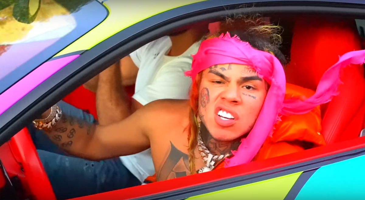 Феррари 6ix9ine Радужная