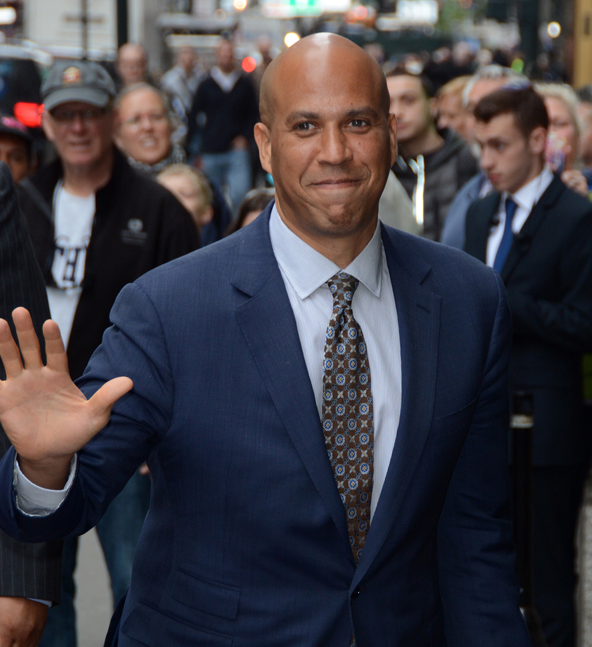 VOTE: Senator Cory Booker Announces His Presidential Bid - Would You ...