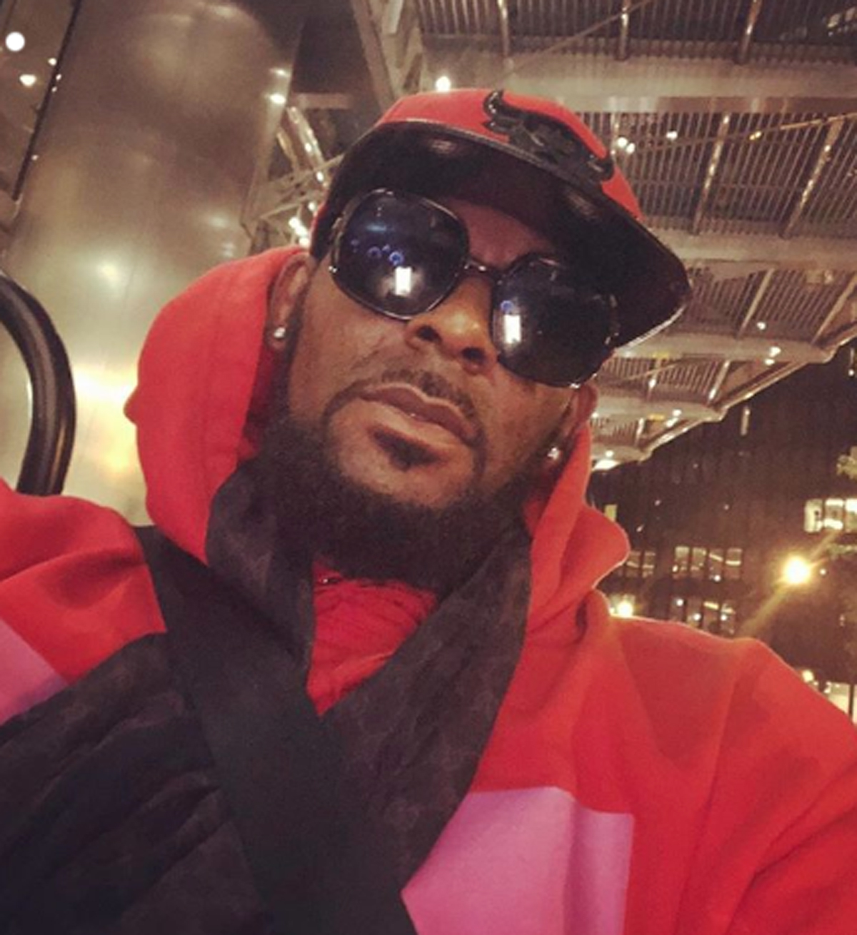 r-kelly-mutes-r-kelly