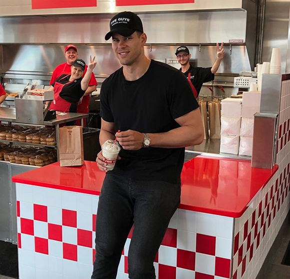 Kris Humphries Five Guys Restaurant