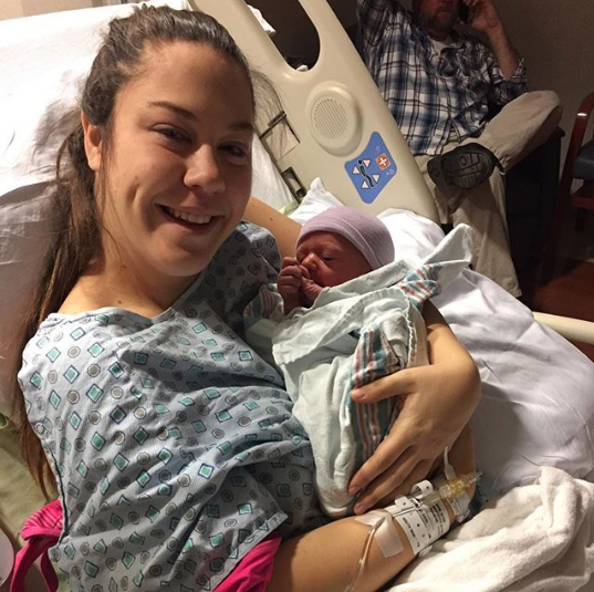 Woman Goes Into The Hospital With Cramps - And Delivers A Baby 30 ...