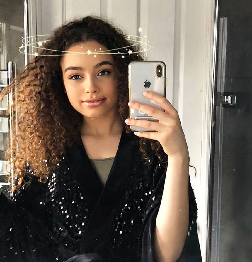 British Actress Mya-Lecia Naylor Dead At 16 After Collapsing - Perez Hilton