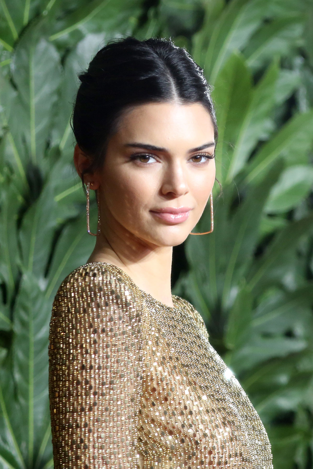 Watch Out Kim & Kylie! Kendall Jenner Files Trademark For Her Own ...