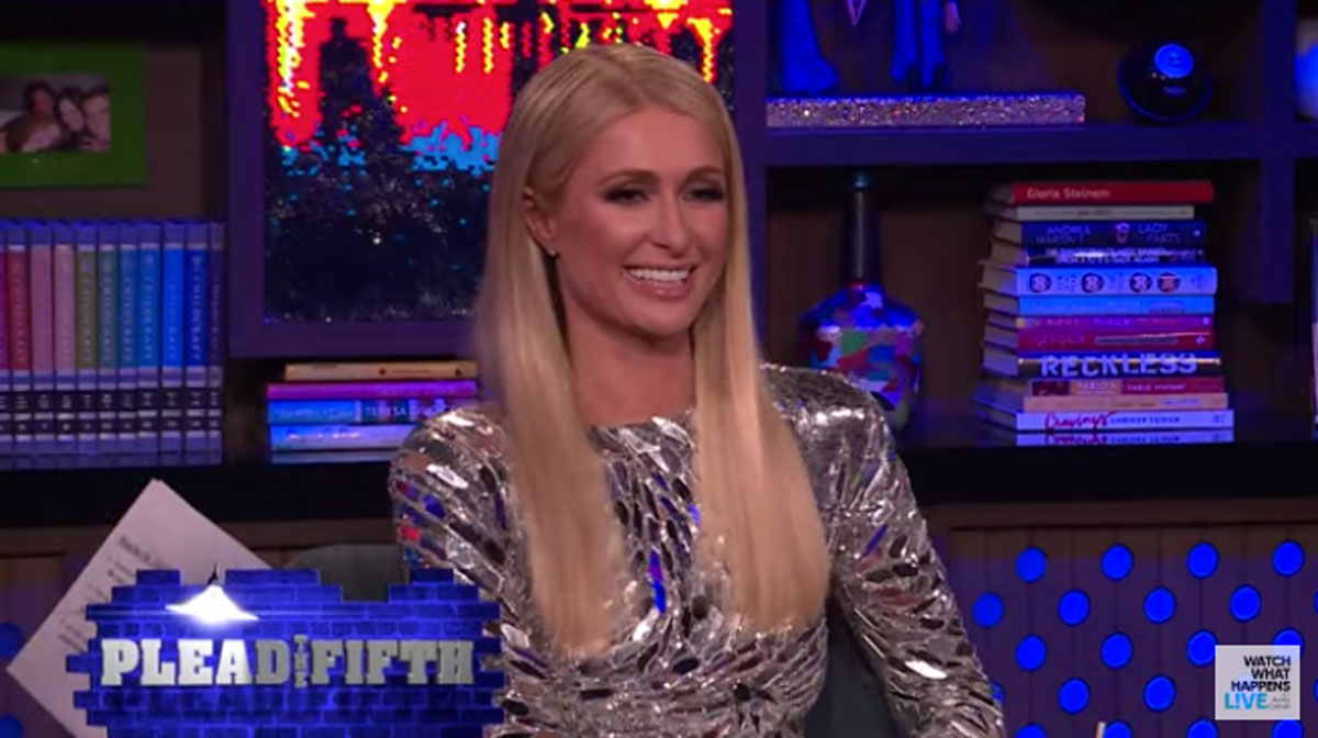 Paris Hilton calls out lindsay lohan