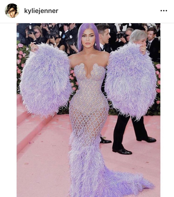 Kylie Jenner's Bridal Met Gala Look Had A VERY Special Meaning Behind It! -  Perez Hilton