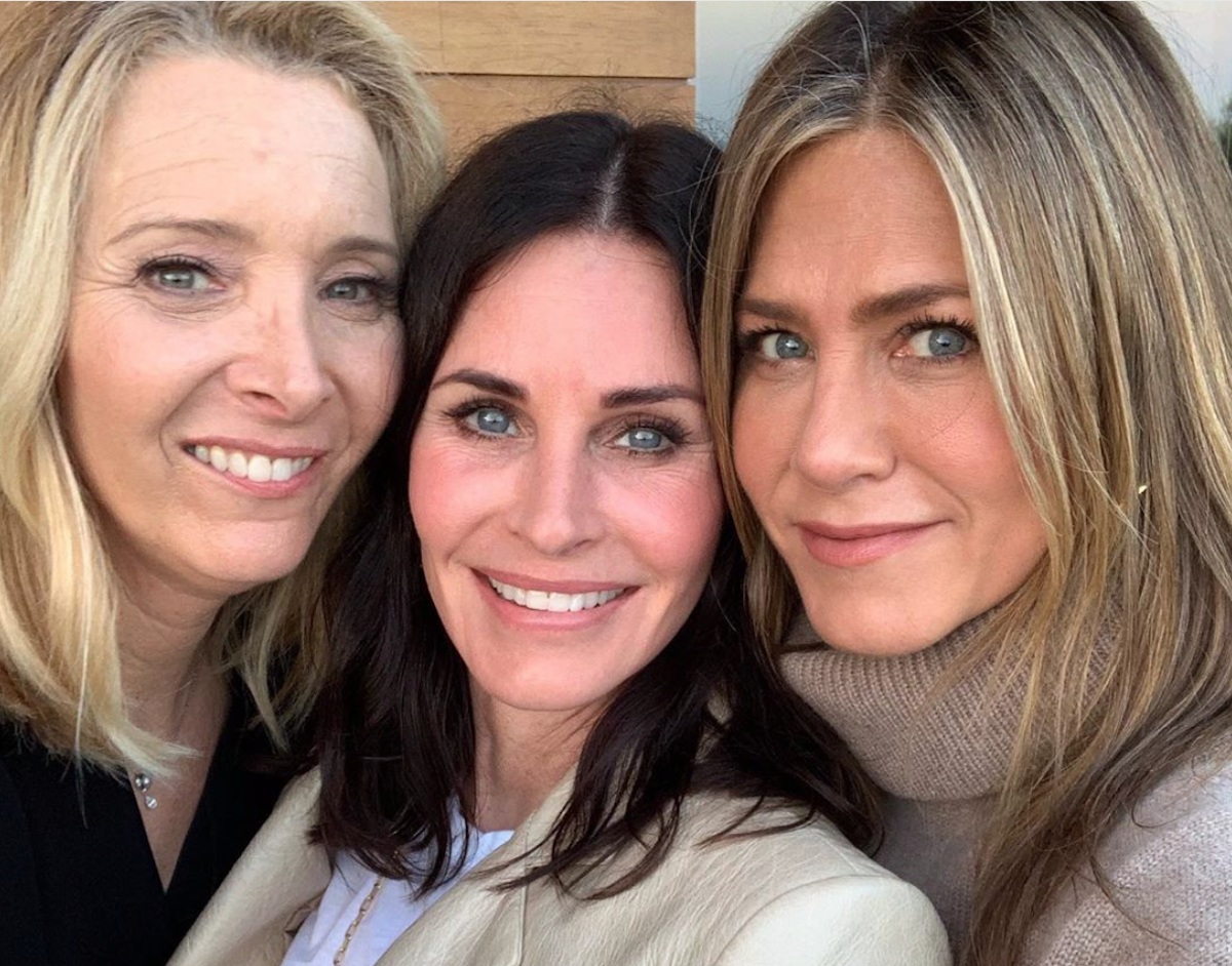 Courteney Cox Celebrates Her 55th Birthday With A Best 'Friends ...