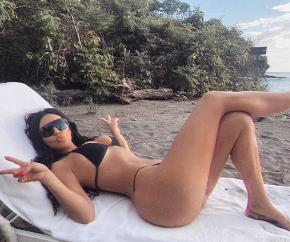 Kim Kardashian Butt Nude On Beach - Kim Kardashian Confirms Kanye West's Plans To Move To Wyoming â€” Giddyup! -  CelebrityTalker.com