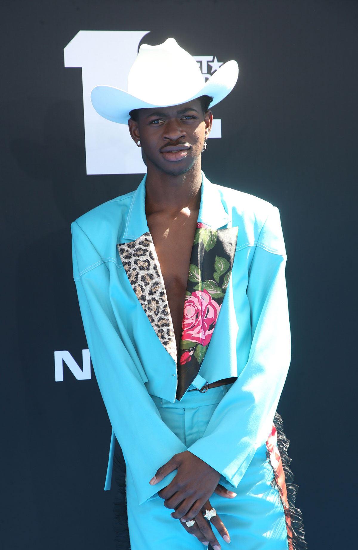 Lil Nas X Comes Out As Gay On The Last Day Of Pride Month! - Perez Hilton