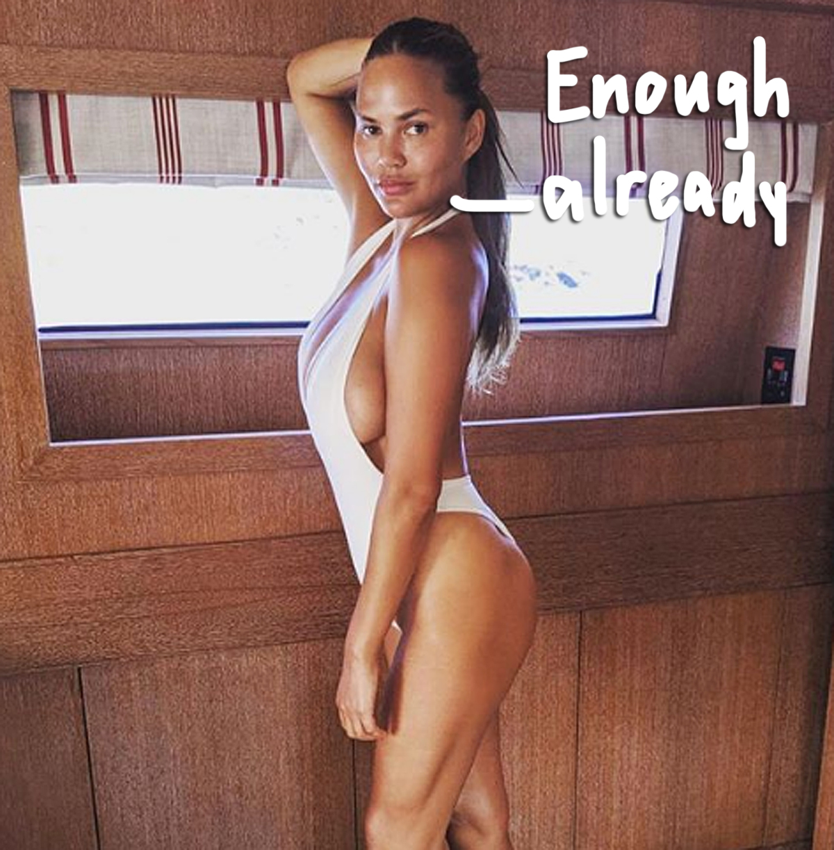 Chrissy Teigen slams troll