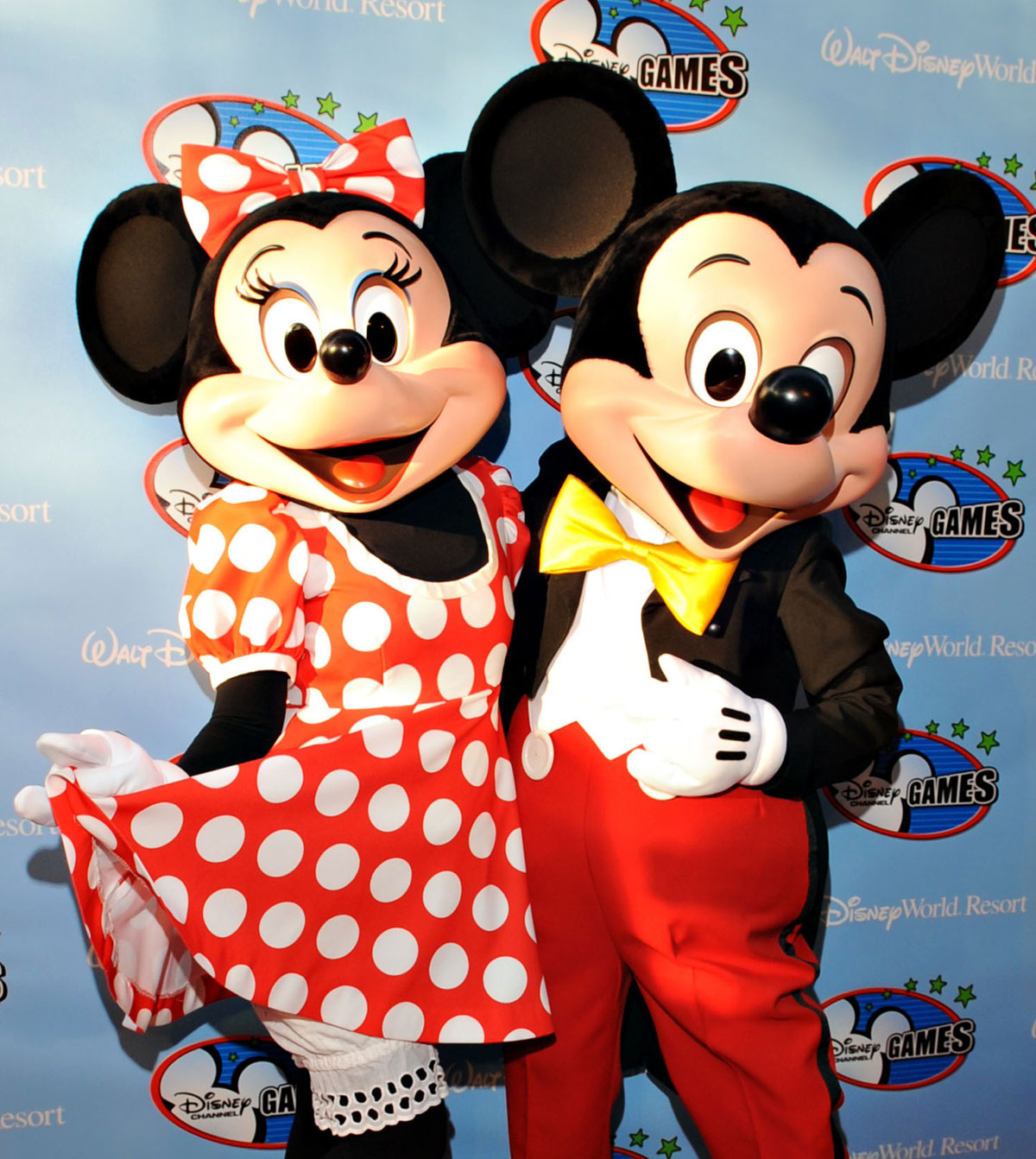 Woman Allegedly Punches Disney World Employee Over FastPass!