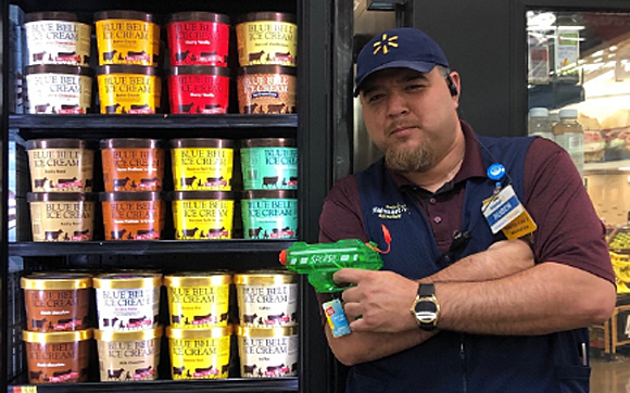 Walmart guarding ice cream squirt gun