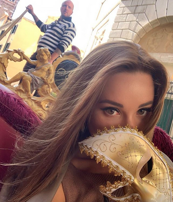 Ekaterina Karaglanova Instagram Venice Italy