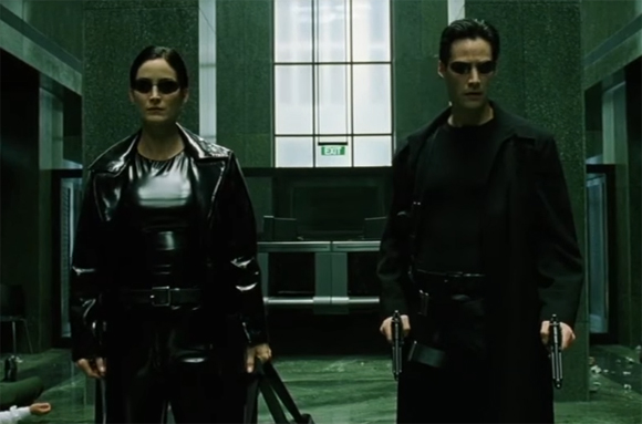 Keanu Reeves and Carrie-Anne Moss in The Matrix
