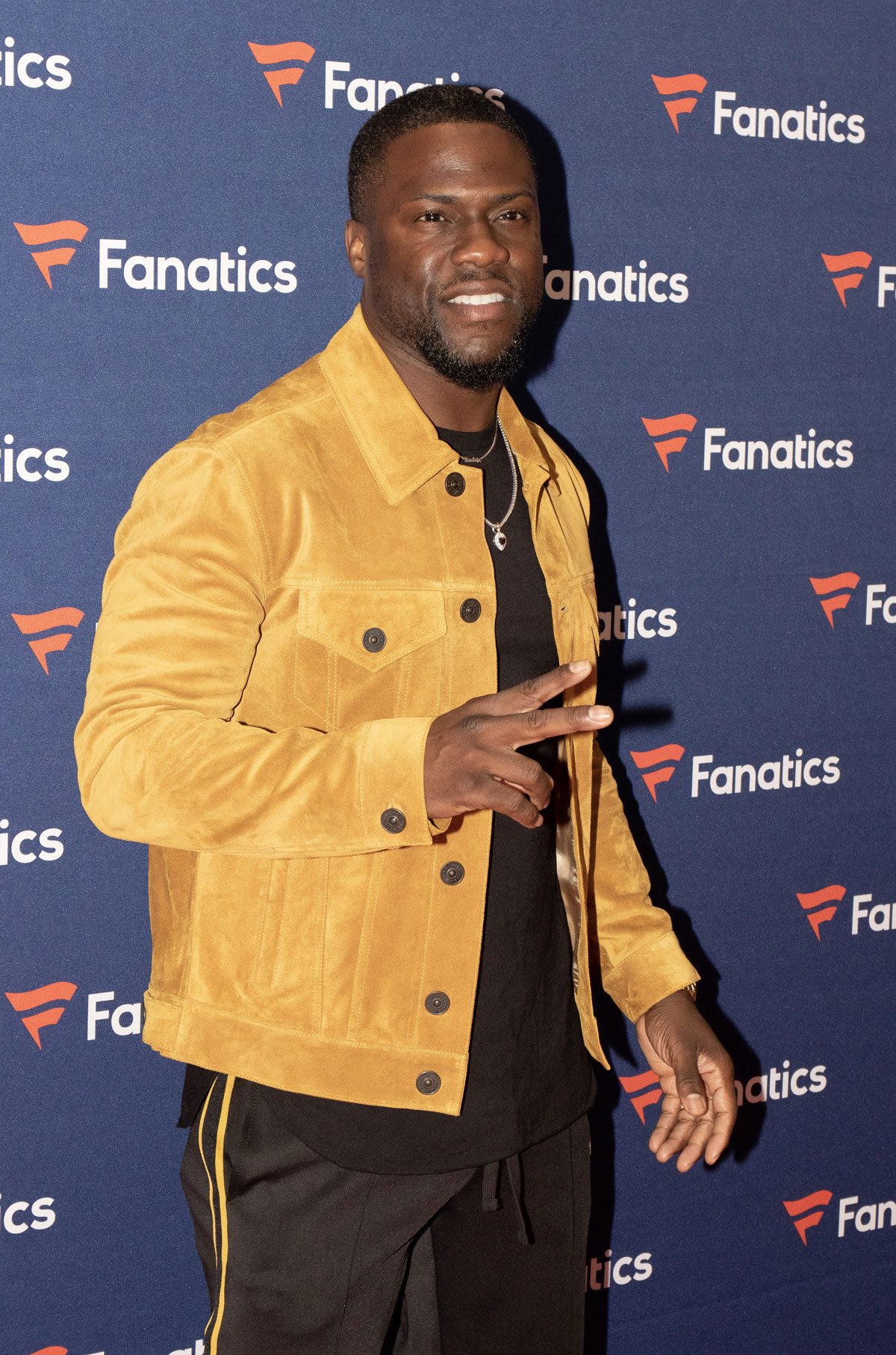 Kevin Hart Will Require MONTHS Of Physical Rehab After Scary Malibu Car ...