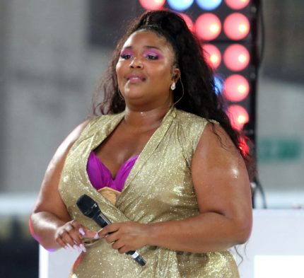 Lizzo is the latest celeb to take a break from Twitter - CNET