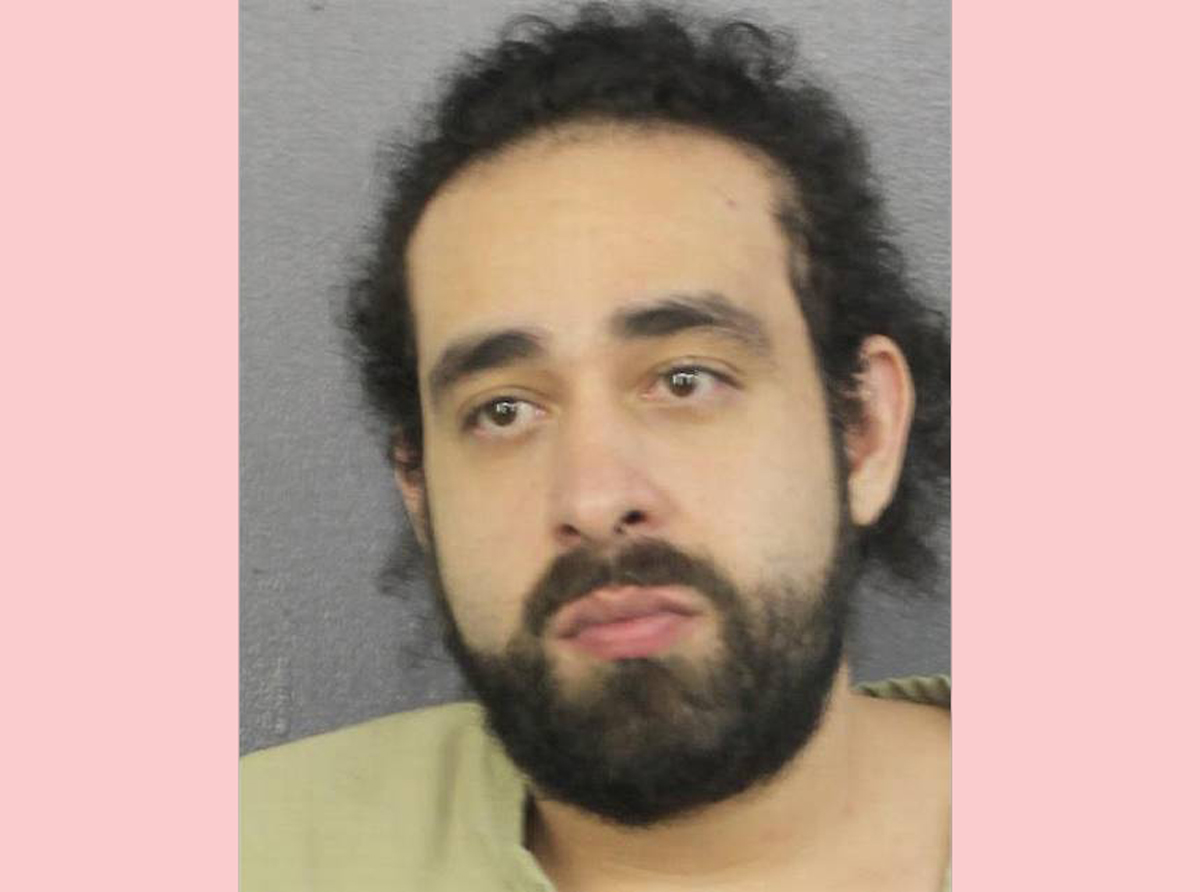 Accused murderer gives prosecutor a golden shower.