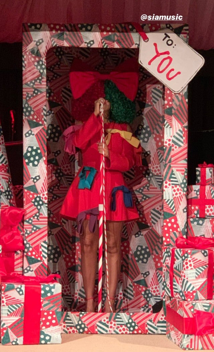 Kardashian Christmas party details 5