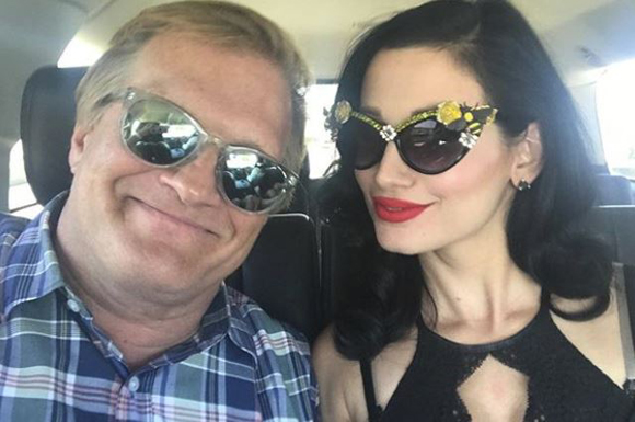 Drew Carey Amie Harwick Instagram