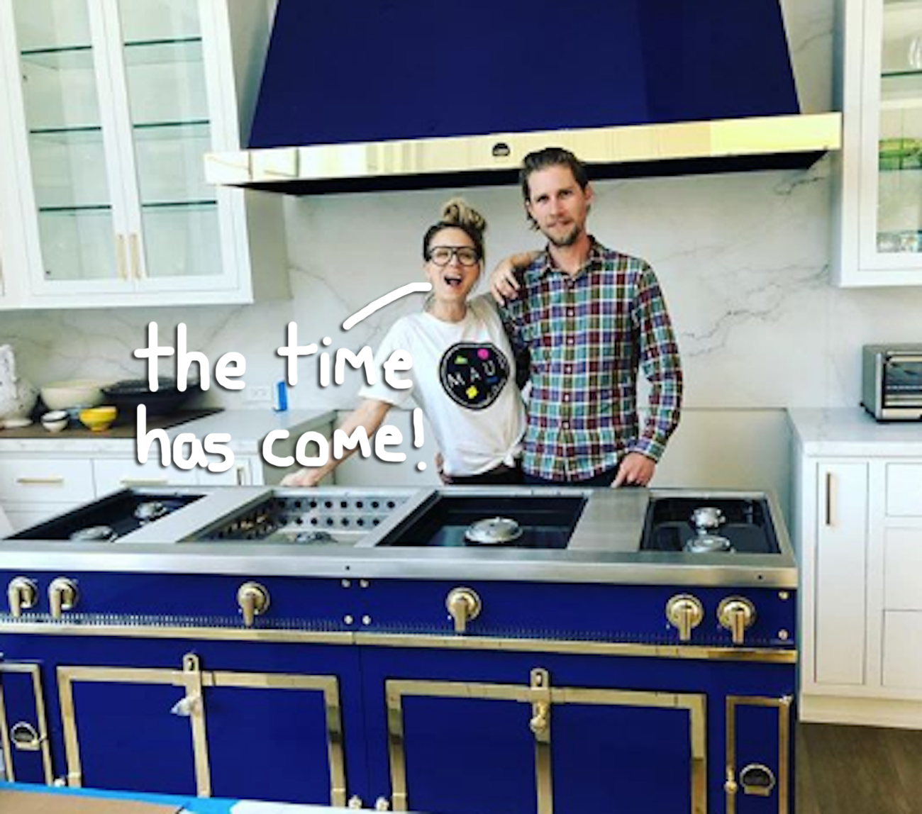 Kaley Cuoco & Her Husband Are FINALLY Moving In Together Perez Hilton