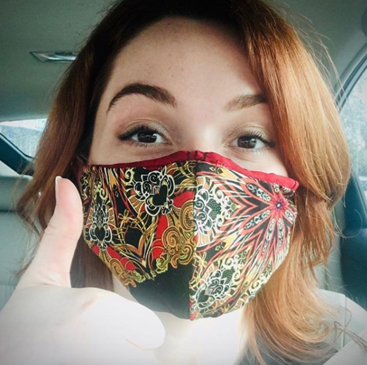 Jennifer Stone wears fabric mask amid coronavirus