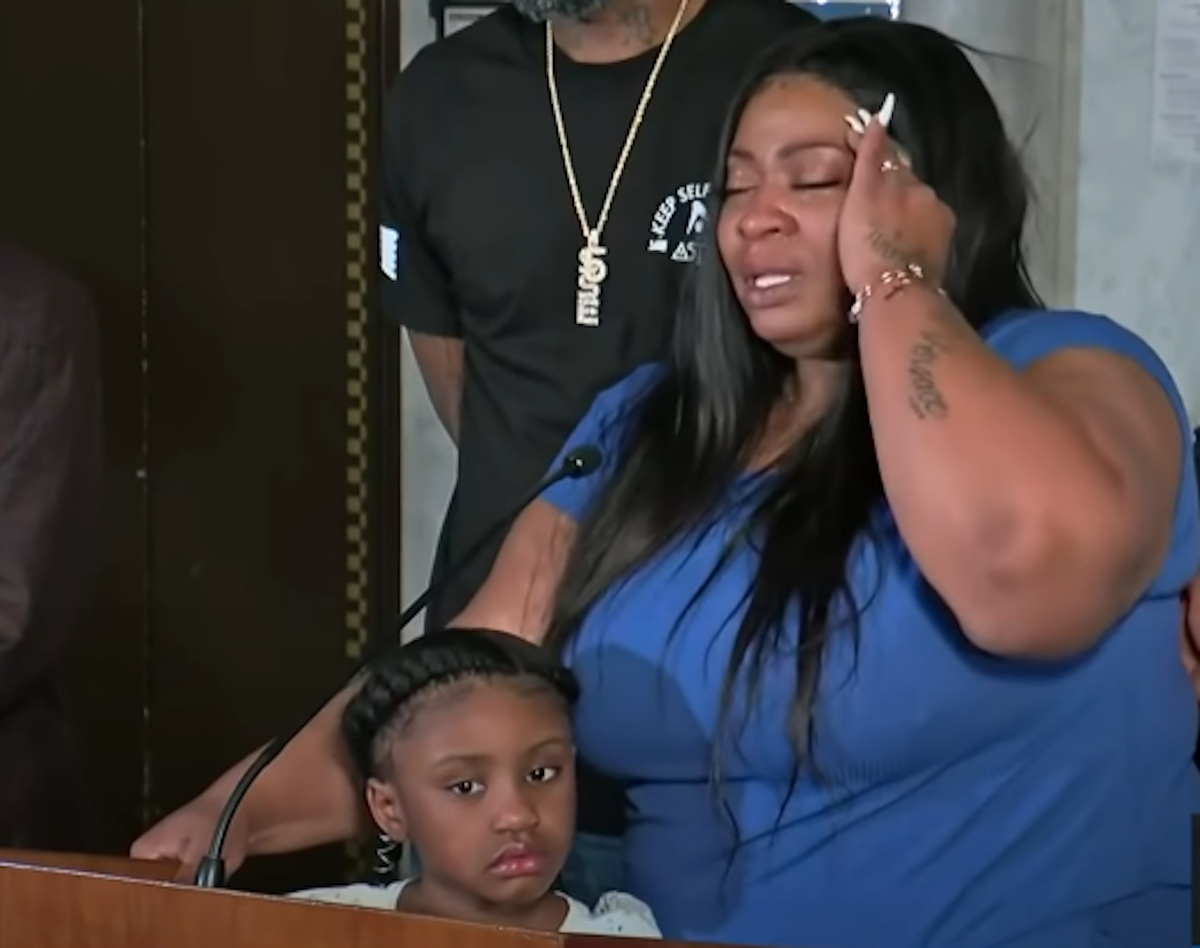 Mother Of George Floyds 6 Year Old Daughter Tearfully Speaks Out For