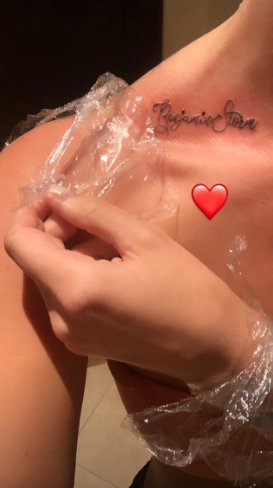 riley keough debuts new tattoo in honor of late benjamin keough