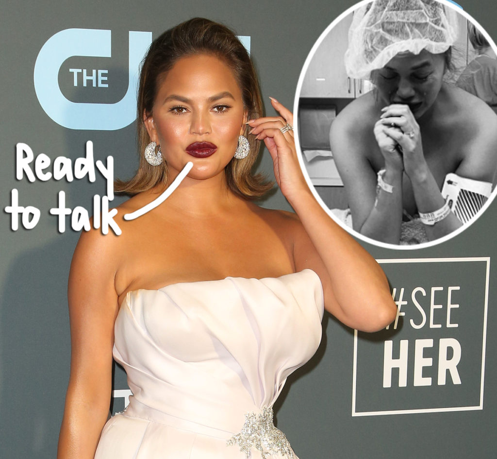 Chrissy Teigen's Pregnancy Loss Announcement Met With an Outpouring of  Support