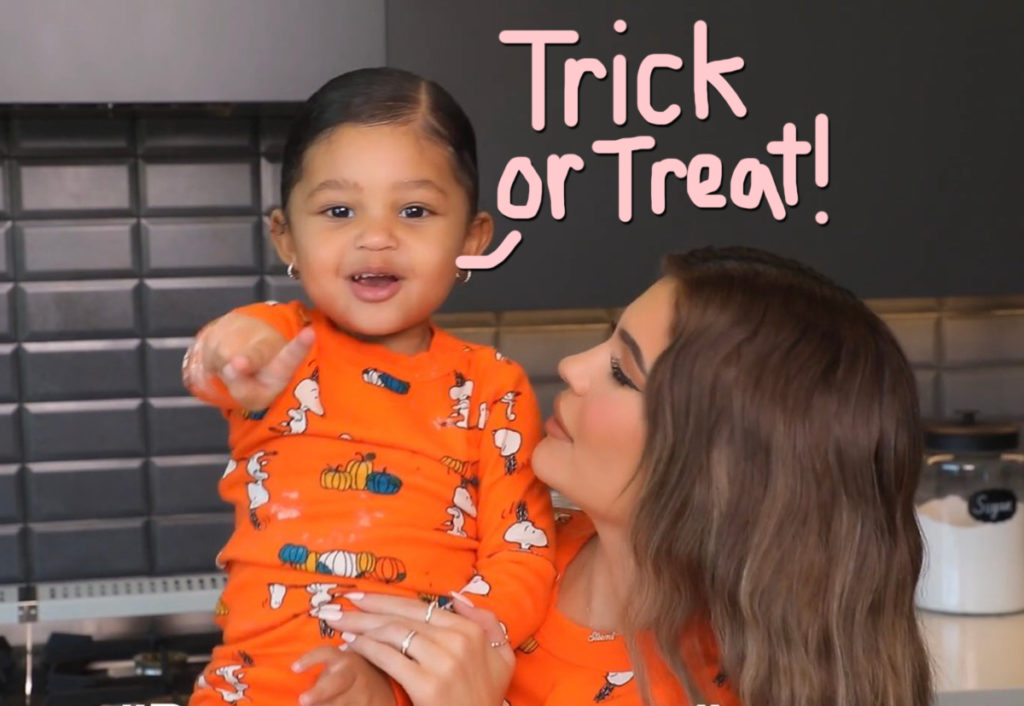 kylie jenner stormi webster halloween cookies