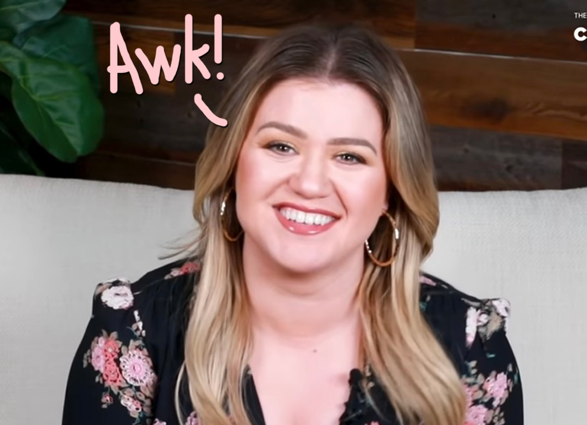 #Kelly Clarkson Talks About ‘Awkward Holiday Situations’ Amid Brutal Divorce