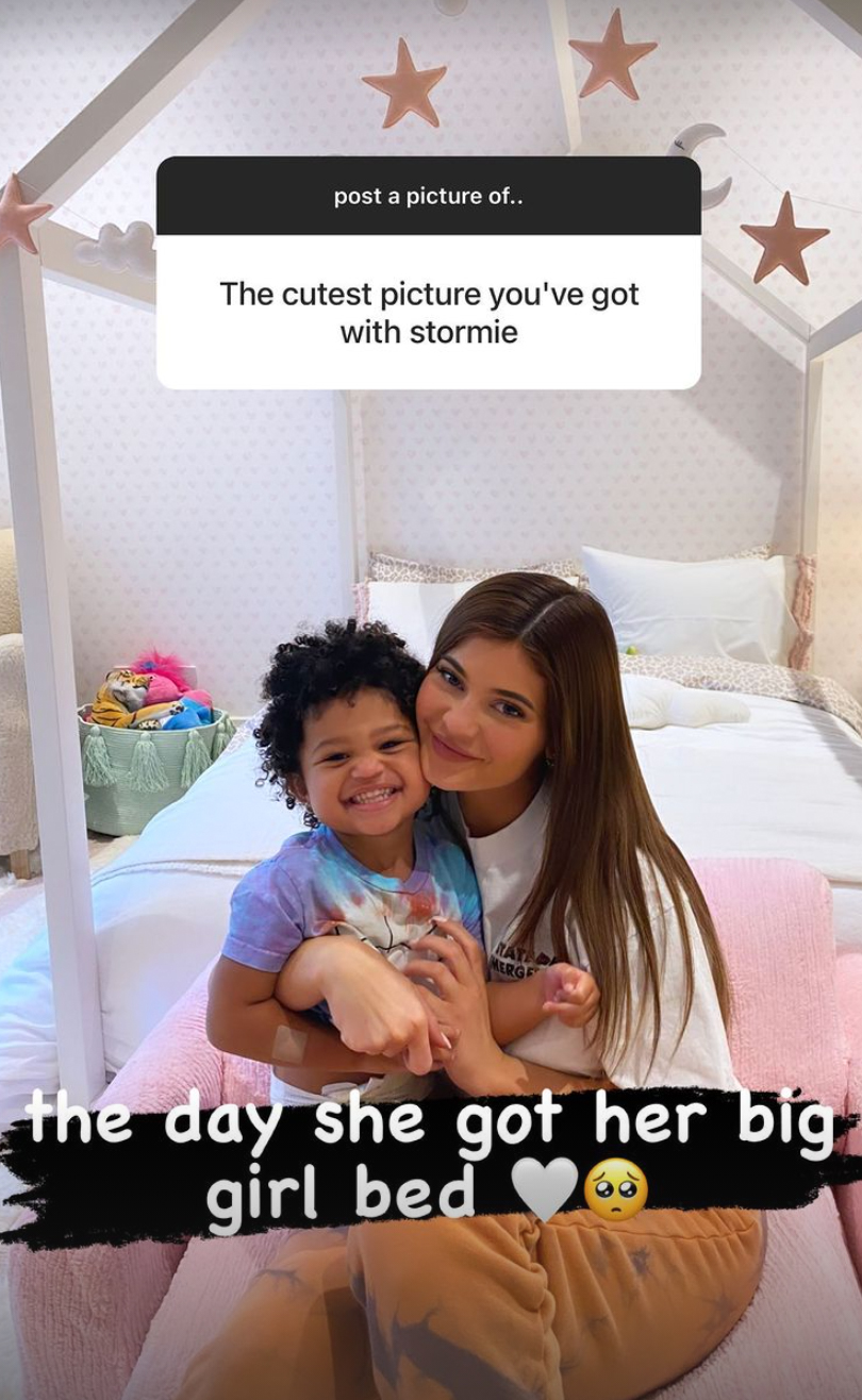 Kylie Jenner & Stormi In Never-Before-Seen Instagram Picture By Big Girl Bed