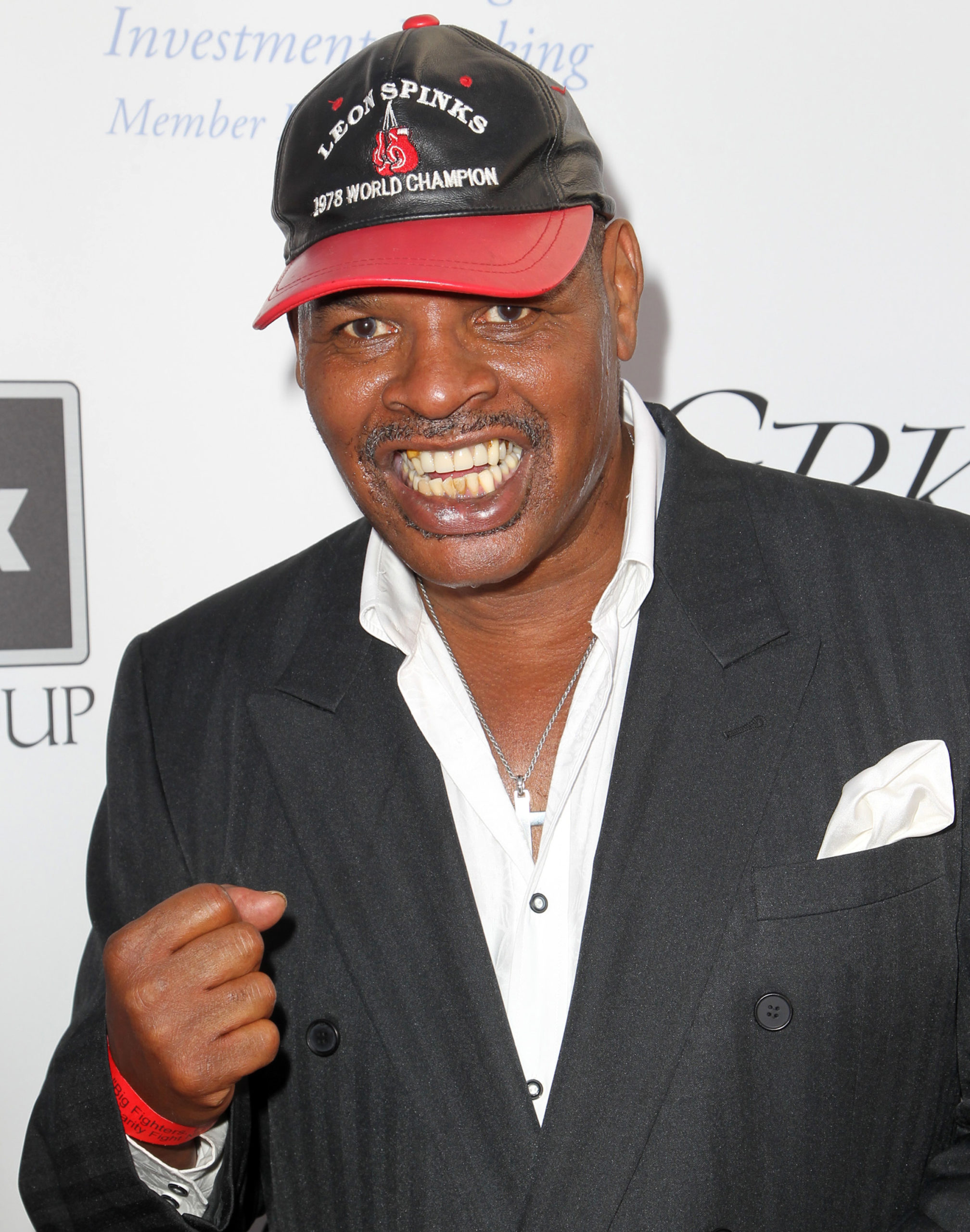 Ex-Heavyweight Champion Leon Bridges Died At Age 67 After Years Battling Cancer