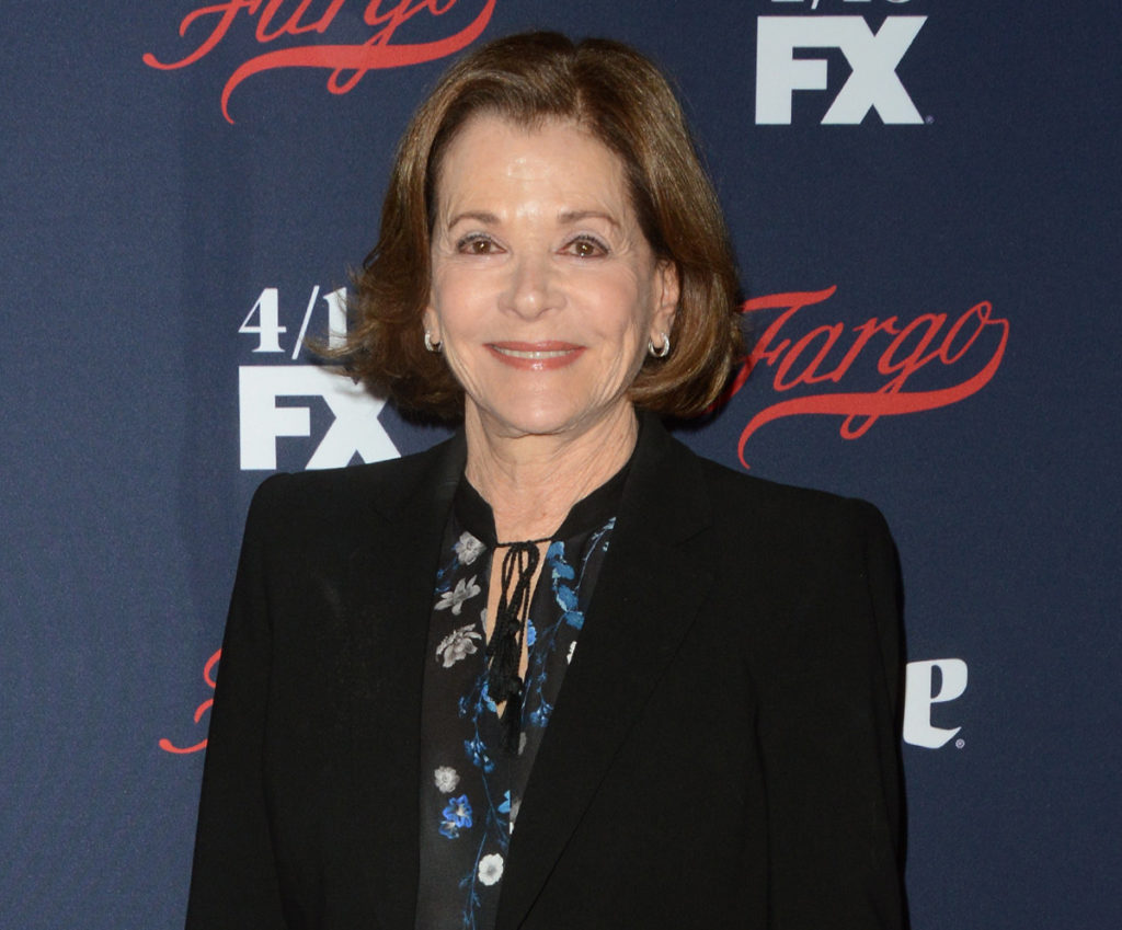 Arrested Development Star Jessica Walter Dead At 80 Years Old - Perez