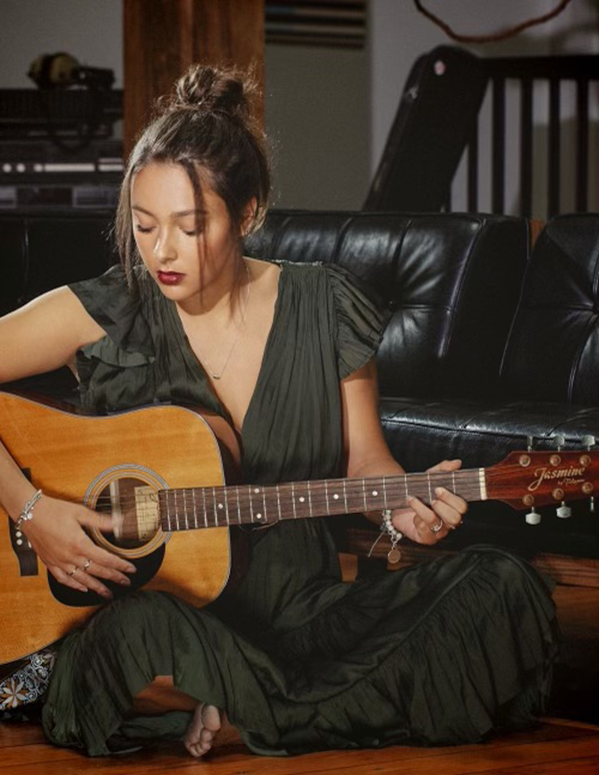 Singer-Songwriter Isabelle Fries Is Fiona Apple Meets Kelly Clarkson ...