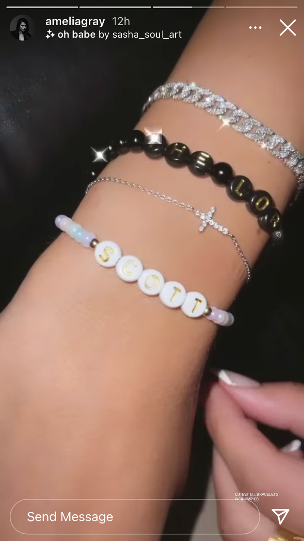 Amelia Hamlin is showing off a new bracelet with Scott Disick's name on it!