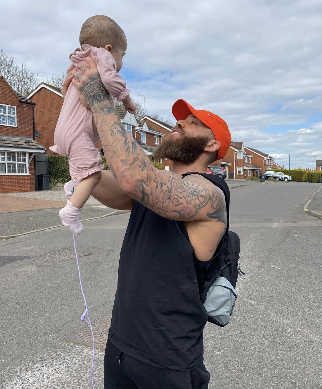 Ashley Cain S Girlfriend Safiyya Vorajee Says Final Days With Daughter Azaylia Feels Like Torture As She Battles Cancer Perez Hilton