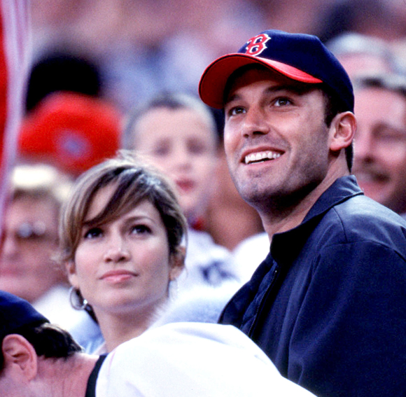 ben affleck, jennifer lopez : at a red sox game in 2003