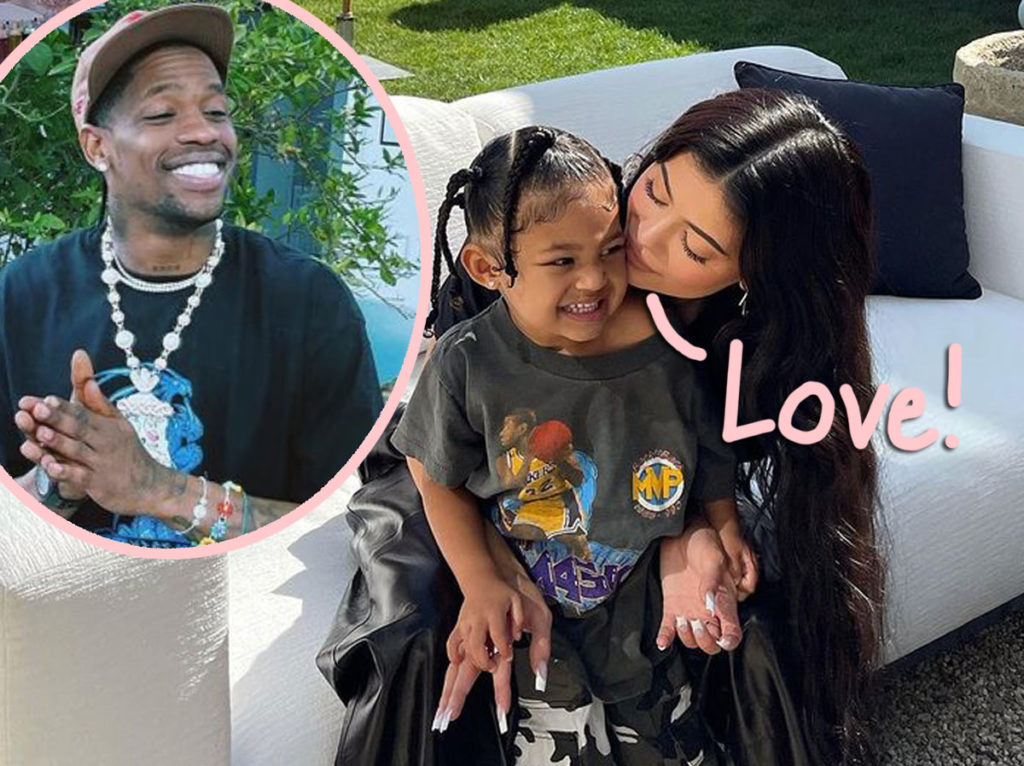 Kylie Jenner, Travis Scott Take Family Photo with Stormi