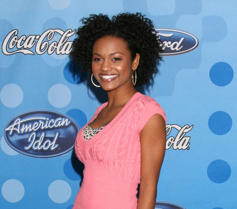 American Idol Alum Syesha Mercado Tearfully Talks Fight To Regain