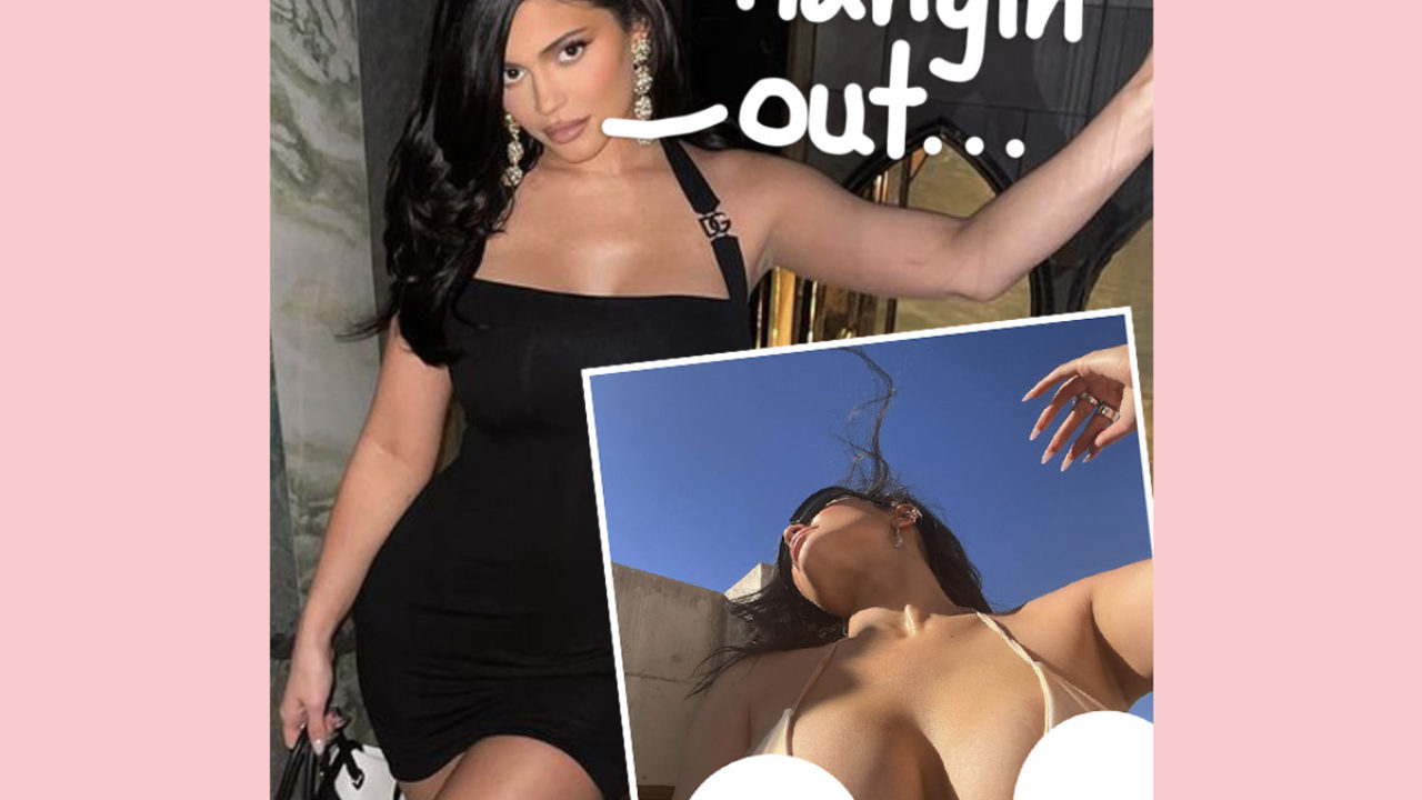 Kylie Jenner Frees The Nipple In Daring Bikini Pic! Look! - Perez Hilton