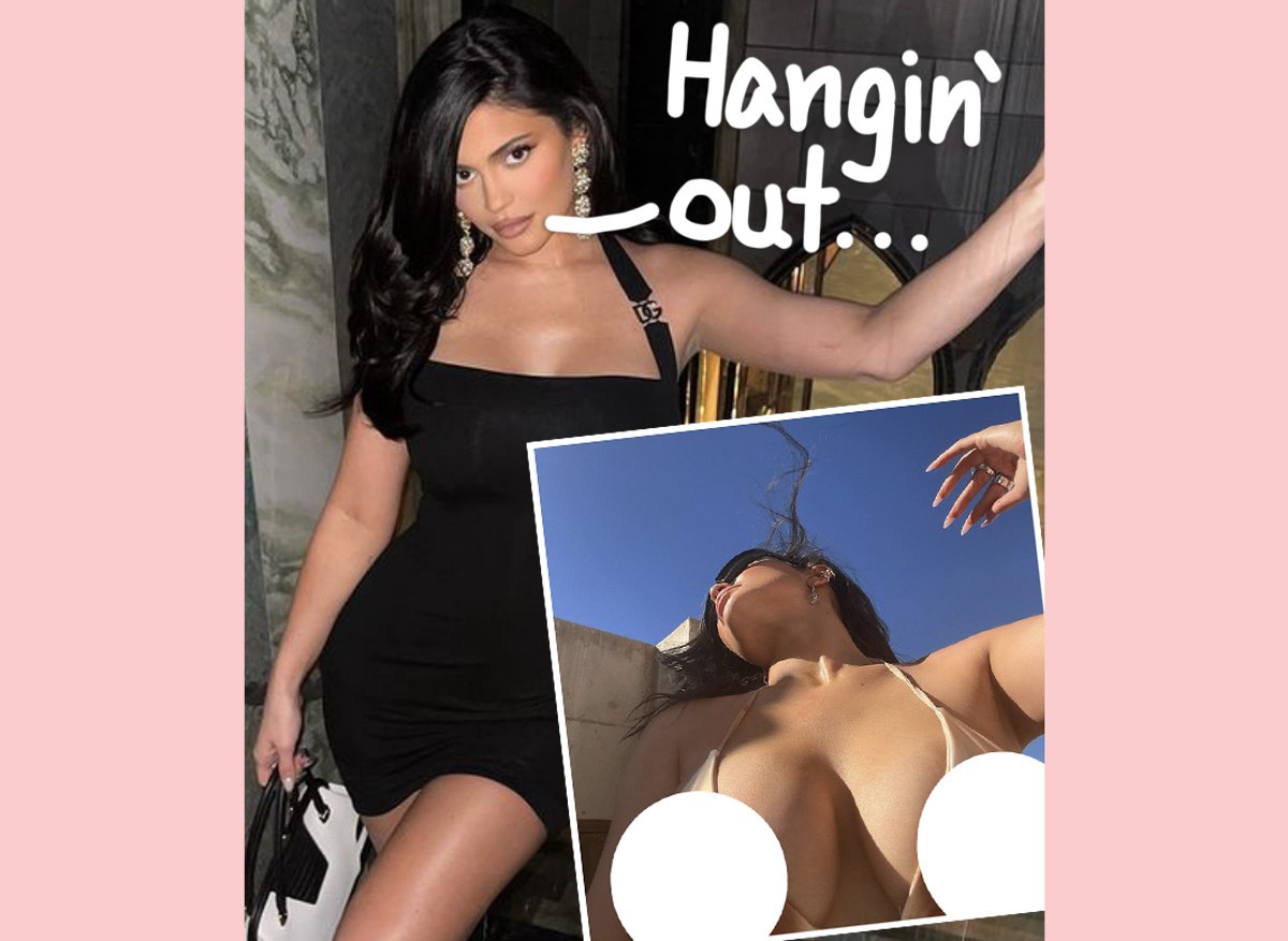 #Kylie Jenner Frees The Nipple In Daring Bikini Pic! Look!