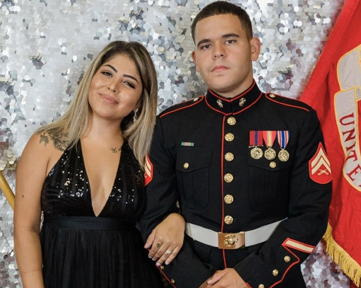#Marine Allegedly Stabbed His Pregnant Ex-Wife To Death On Busy Highway In Hawaii