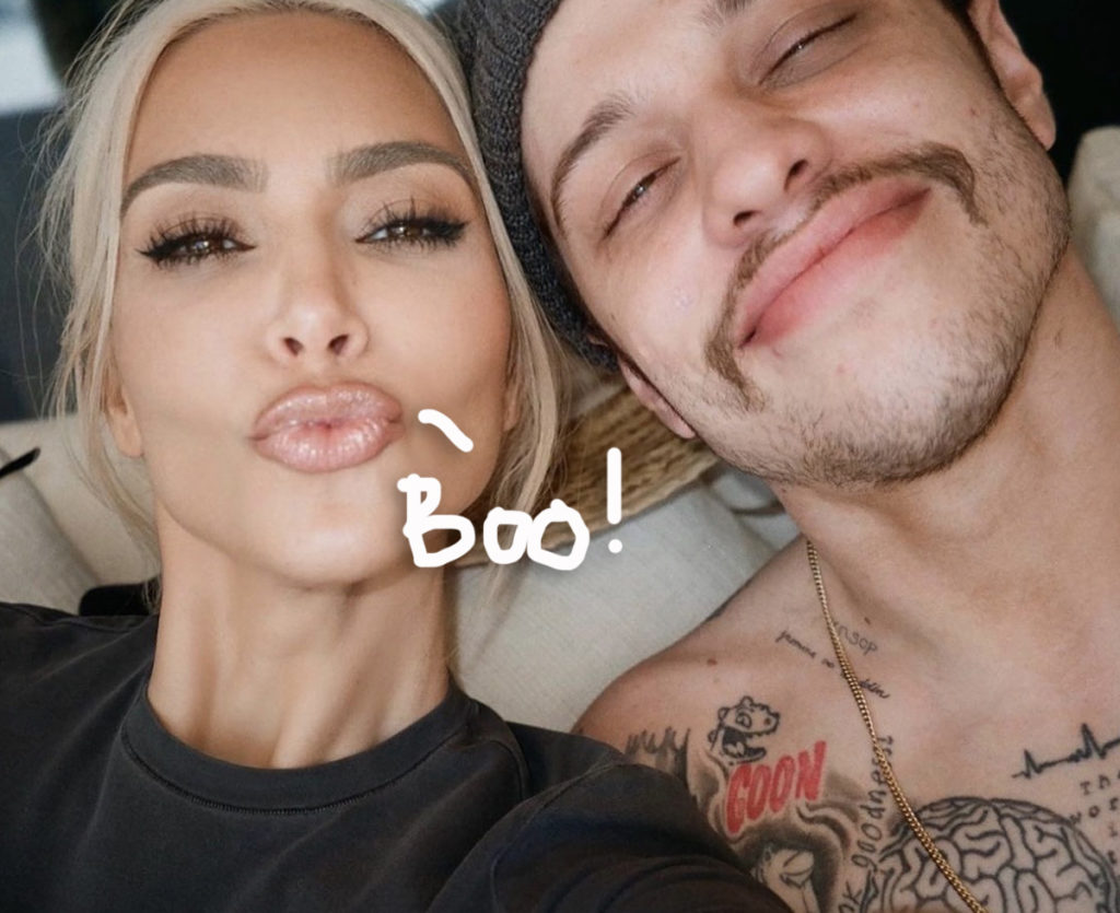 Kim Kardashian selfie with Pete Davidson