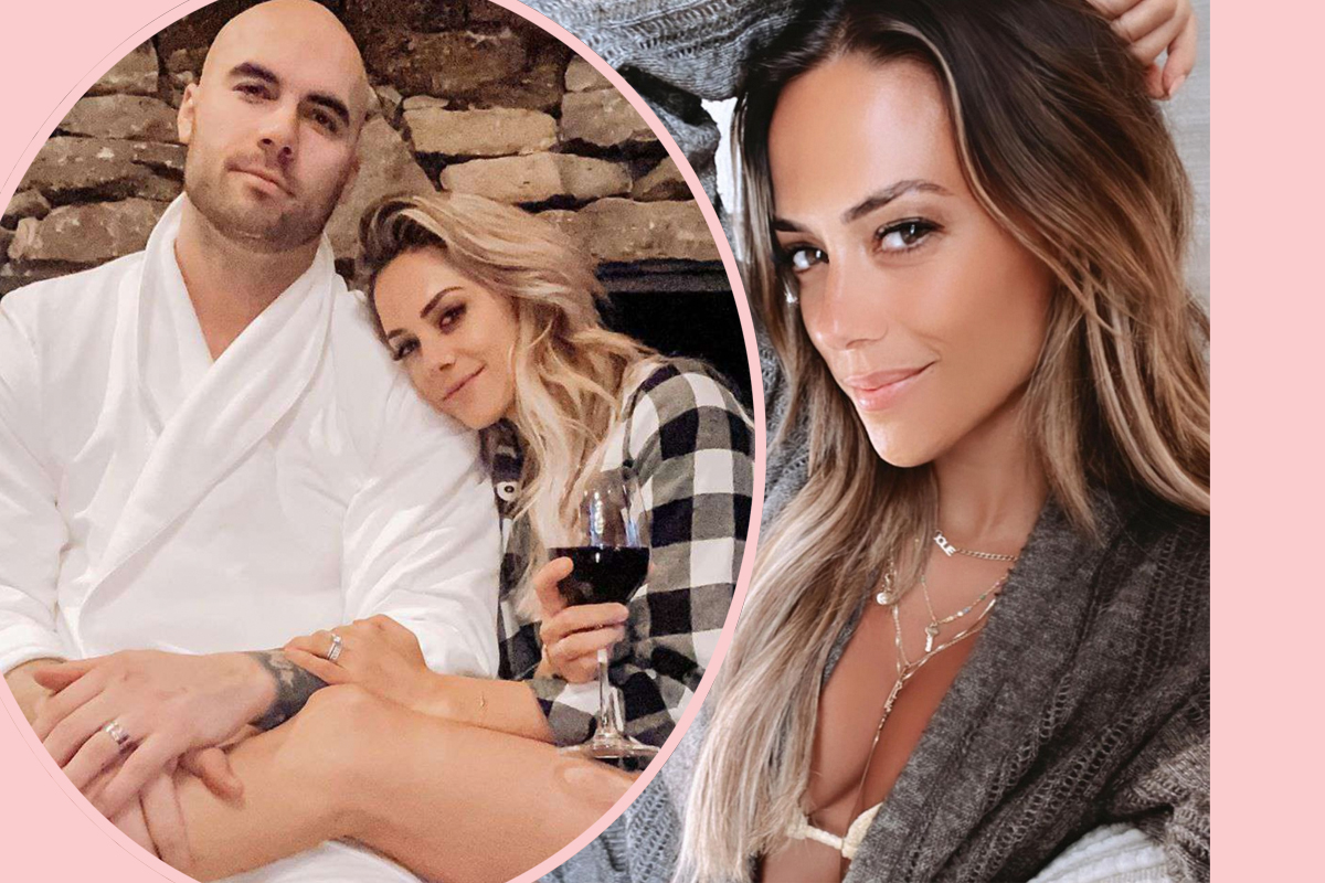 #Jana Kramer Says Ex Mike Caussin Didn’t Perform Oral Sex On Her For Years!