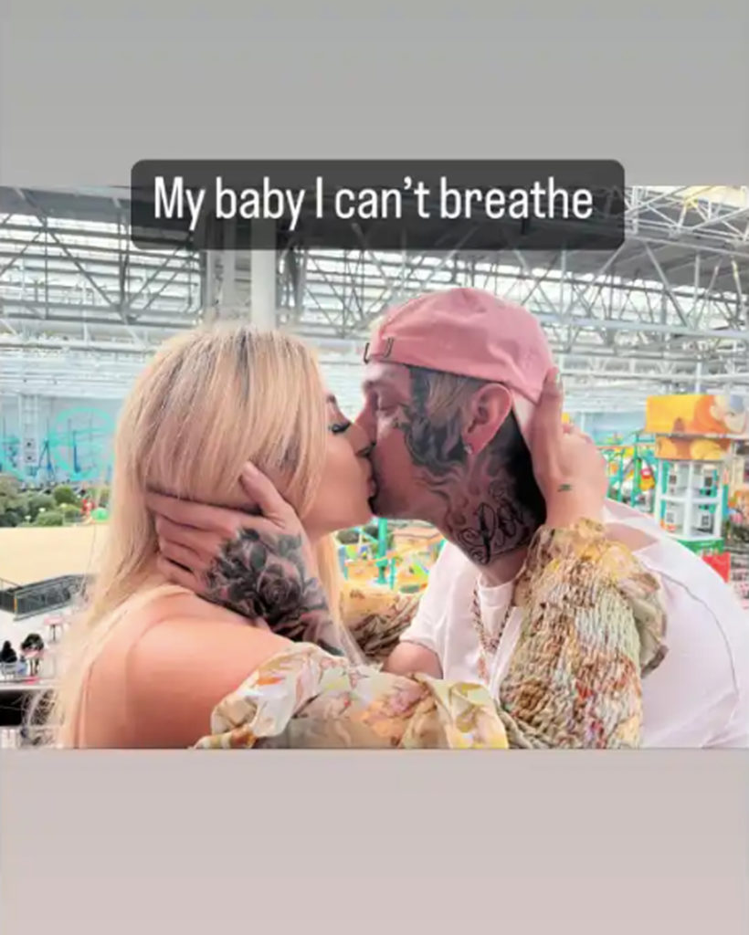aaron-carter-s-former-fianc-e-melanie-martin-tearfully-reacts-to-singer