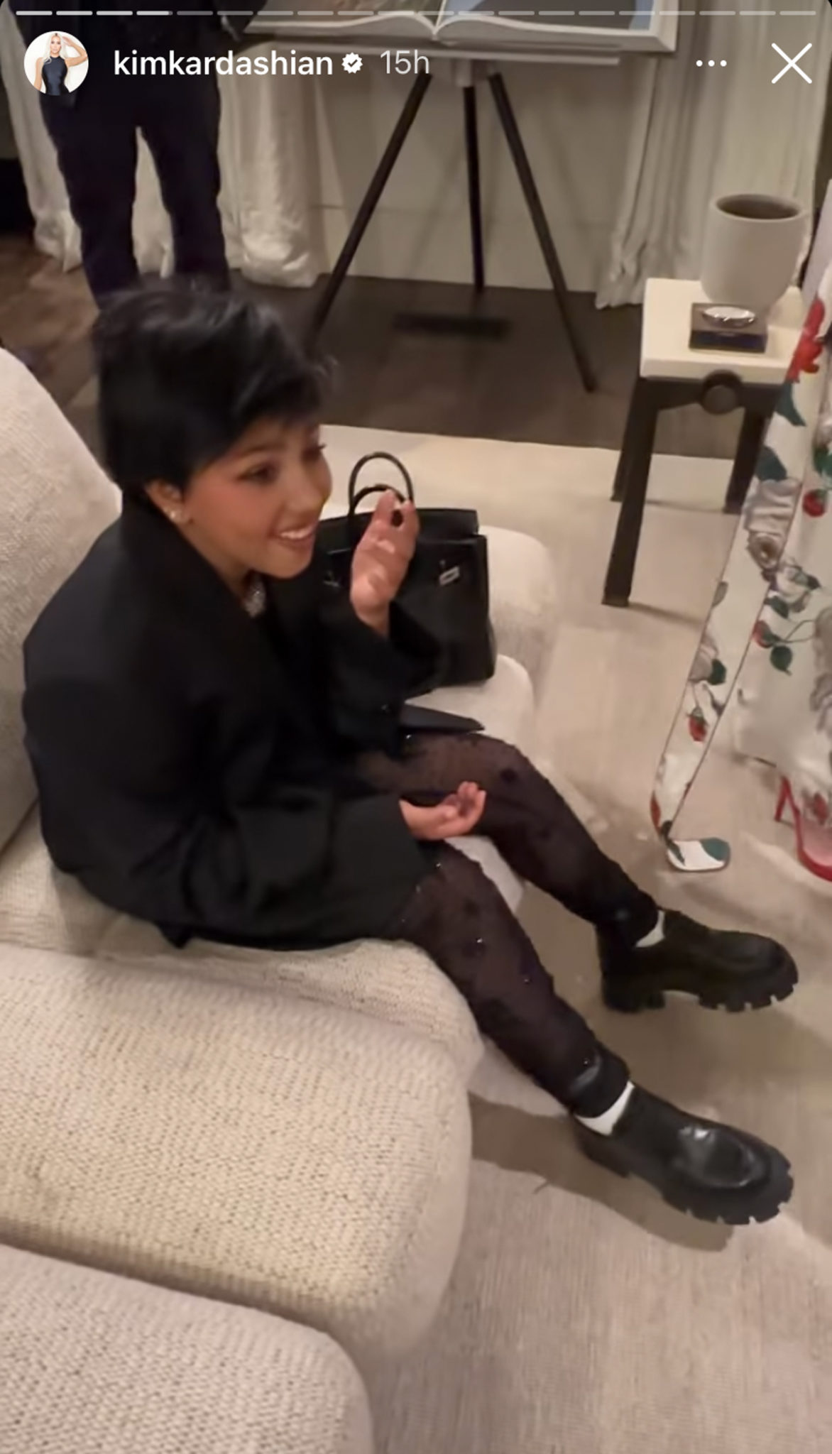 KardashianJenner Sisters Dressed Up As Kris Jenner's Iconic Moments