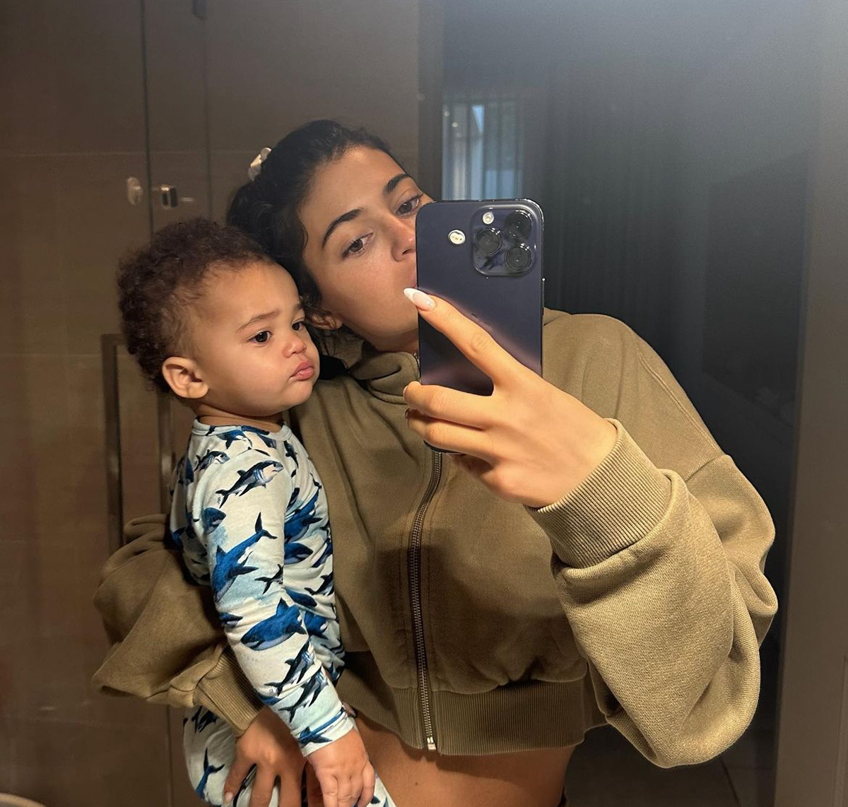 #Kylie Jenner Finally Shares First Full Pic Of Her Son AND Reveals His ...